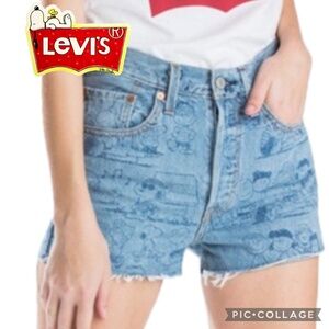 High-Rise Cutoff Denim Shorts‎ Peanuts Snoopy Print Size W26